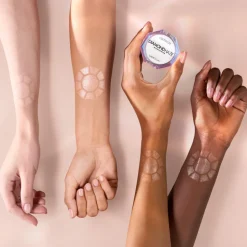 Catrice Diamond Haze Highlighter 010 Gimme Glitter 6 gr