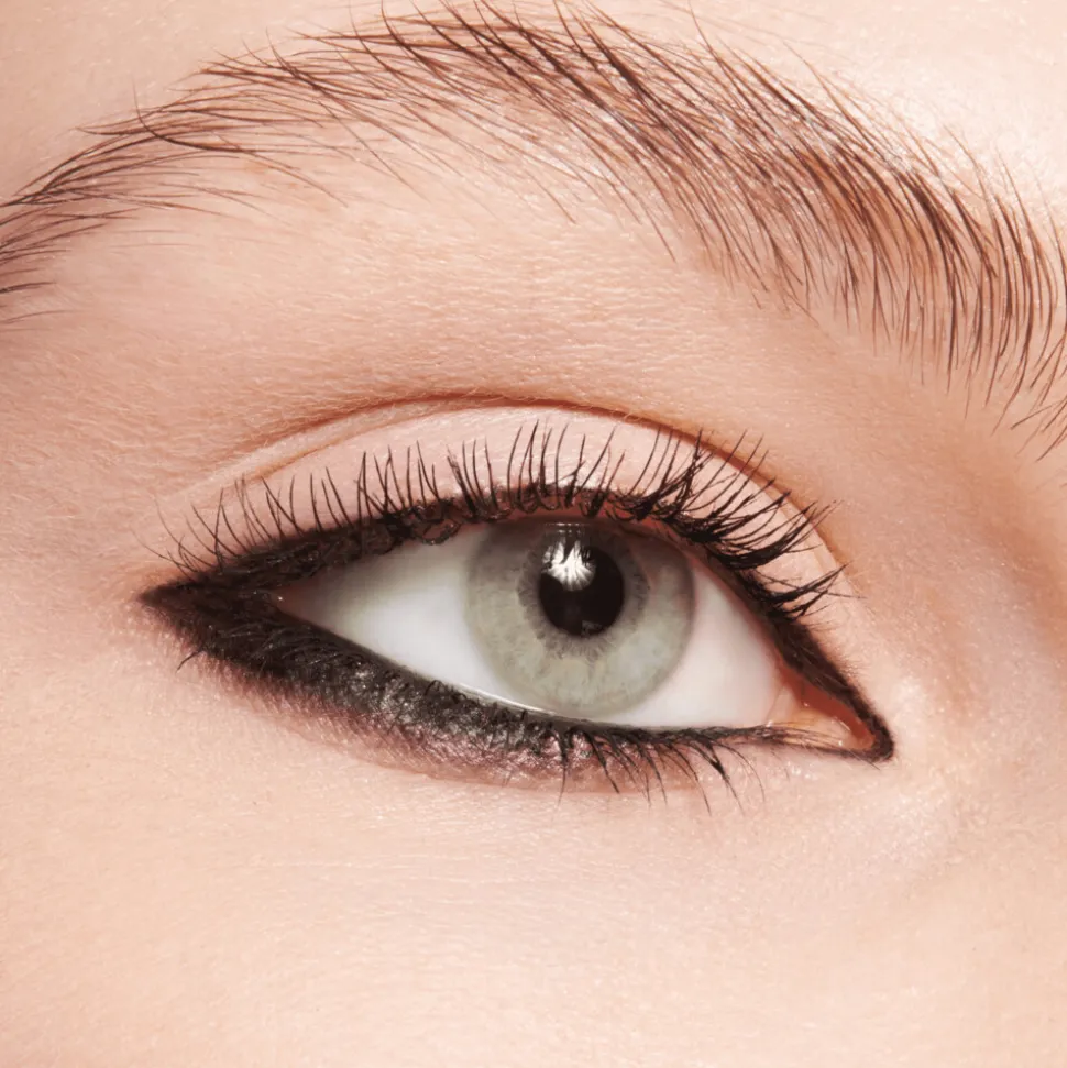 essence Long-Lasting Eye Pencil 01 Black Fever 0,28 gr