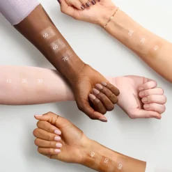 essence Magic Filter Glow Booster 30 Medium/Tan 14 ml