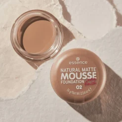 essence Natural Matte Mousse Foundation 02 16 gr