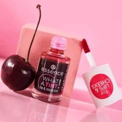 essence What a Tint! Lip & Cheek Tint 01 Kiss From A Rose 4,9 ml