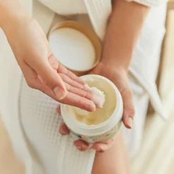 Kneipp Sugar & Oil Body Scrub Beauty Secret 220 gr