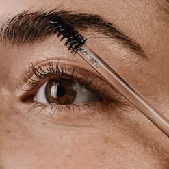 Madara Grow & Fix Booster Voor Wenkbrauwen En Wimpers 4 ml