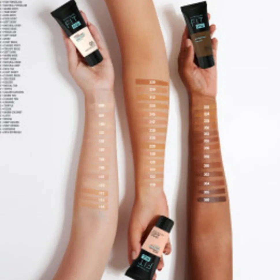 Maybelline Fit Me Matte + Poreless Foundation 118 Light Beige