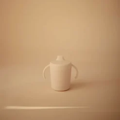 Mushie Trainer Dinkbeker Ivory