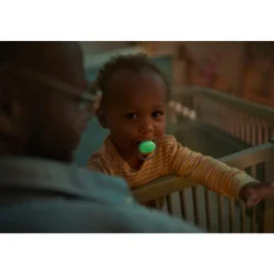 Philips Avent Fopspeen Ultra Air Nighttime 6-18 mnd Ster Maan 2 stuks