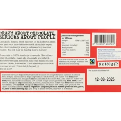 Tony's Chocolonely Regenboog Classics 3-packTony's Chocolonely Regenboog Classics 3-pack is het perfecte cadeautje voor iedereen die een verrassing verdient – je schoonmoeder, je verre tante of die nieuwe buurman. Deze kleurrijke verpakking zit tjokvol met Tony’s favoriete smaken: romige melkchocolade, melk karamel zeezout en melk met knapperige hazelnoot. Daar worden we nou blij van!Bevat drie heerlijke Tony’s chocoladesmakenRomige melkchocolade, melk karamel zeezout en melk met knapperige hazelnootPerfect als cadeau voor elke gelegenheidFairtrade en gemaakt met traceerbare cacao Aanvullende informatie BewarenOpslaan in een donkere ruimte met een temperatuur tussen 12 en 19 graden celcius. Niet bewaren bij sterk geurende producten. Ingrediënten MELKCHOCOLADE:suiker, volle melkpoeder, cacaoboter, cacaomassa, emulgator (lecithinen (soja)).MELKCHOCOLADE KARAMEL ZEEZOUT:suiker, volle melkpoeder, cacaoboter, cacaomassa, 10.00% karamelstukjes (suiker, glucesestroop, boter (melk), roompoeder (melk), emulgator (soja lecithine)), 0.50% zeezout, emulgator (lecithinen (soja)).MELKCHOCOLADE HAZELNOOT:suiker, volle melkpoeder, cacaoboter, cacaomassa, 10.00% hazelnoten, emulgator (lecithinen (soja)). Allergenen Bevat: Melk, Soja en Noten. Kan gluten, ei en noten bevatten. Allergenen Disclaimer Let op: Hoewel we zorgvuldig allergeneninformatie op onze productpagina’s verstrekken, kunnen de ingrediënten en allergenen in de producten door de fabrikant worden aangepast. Raadpleeg daarom altijd de verpakking voordat je het product consumeert, vooral als je een allergie of intolerantie hebt. De informatie op onze website is bedoeld als aanvullende ondersteuning en kan niet altijd het etiket op de verpakking vervangen. Bij vragen over allergenen of andere productinformatie, neem gerust contact met ons op. Voedingswaarde Voedingswaarde per 100 gramEnergie- 2284 kj / 546 kcalVet- 34 gramwaarvan verzadigd vet- 19 gramKoolhydraten- 51 gramwaarvan suiker- 49 gramEiwitten- 7.7 gramZout- 0.37 gram Fabrikant informatie Merk: Tony's Chocolonely Ean: 8719956493829 Artikel: 1019-120 Fabrikant: Tony's Chocolonely Reviews Schrijf jouw review Hoe controleren en plaatsen wij reviews? Plein plaatst enkel reviews van klanten en personen die het product daadwerkelijk gebruikt hebben, ook wanneer deze negatief of neutraal is. Voordat de review geplaatst wordt controleren we handmatig of deze écht is en voldoet aan onze reviewvoorwaarden. Wanneer het product op Plein gekocht is vermelden we dat bij de review. Plein betaalt niet voor reviews, wanneer een reviewer door een andere partij is vergoed staat dit erbij vermeld. Er zijn nog geen reviews geschreven. Schrijf als eerste een review. Tony's Chocolonely Regenboog Classics 3-pack 3 x 180 gr