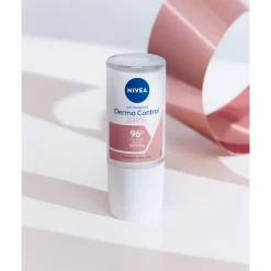6x NIVEA Anti- Transpirant Roller Derma Dry Control 50 ml