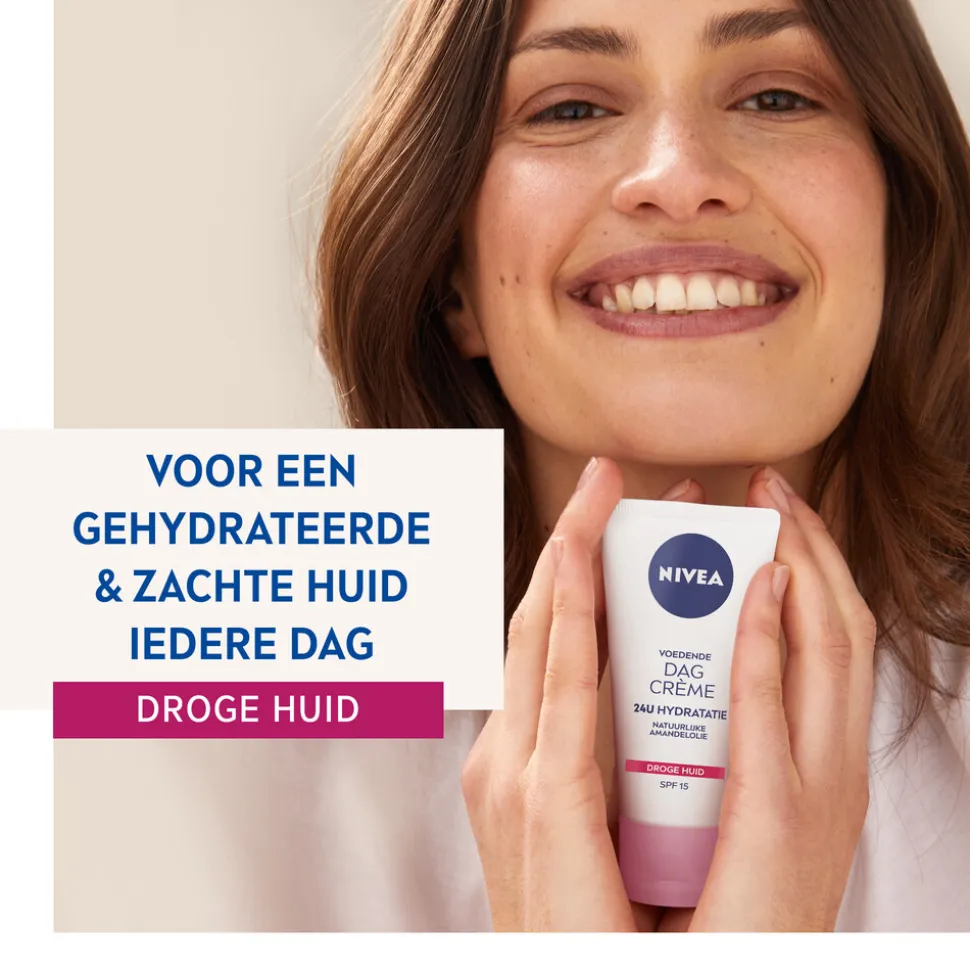 3x NIVEA Dagcrème Voedend SPF 15 50 ml
