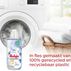 8x Robijn Wasverzachter Puur & Zacht 33 Wasbeurten 825 ml