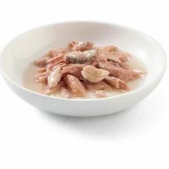 12x Schesir Kattenvoer Gekookte Tonijn en Sardines 70 gr